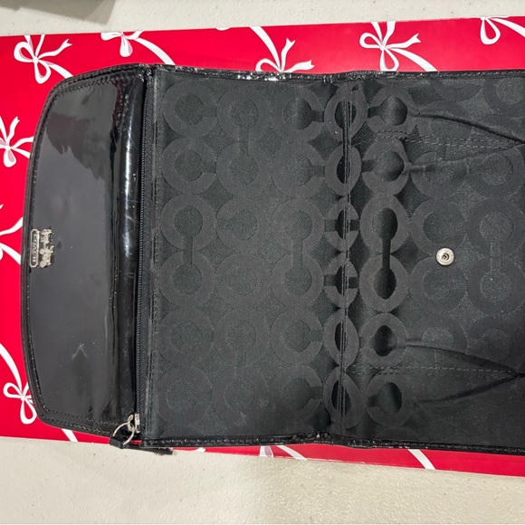 Coach Black Patent Leather Wallet - Picture 6 of 7